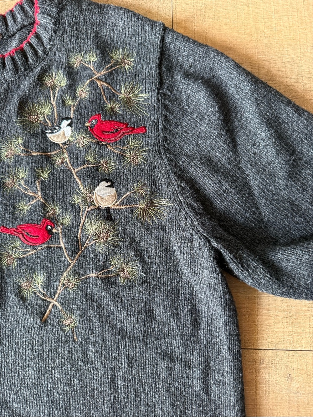 Vtg Embroidered Cardinal bird Christmas Cottagecore Sweater XL ramie silk blend - Picture 6 of 9